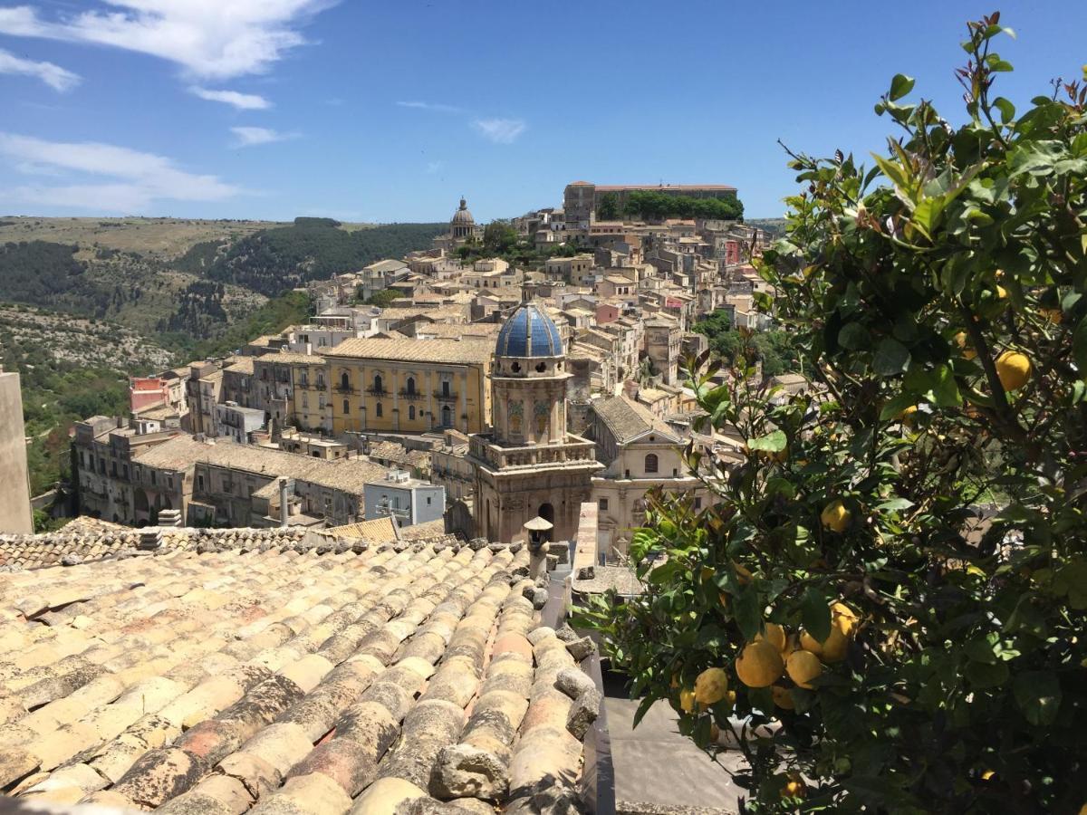 Cuturissi Hospitality & Wellnees Bed and Breakfast Ragusa Exteriör bild